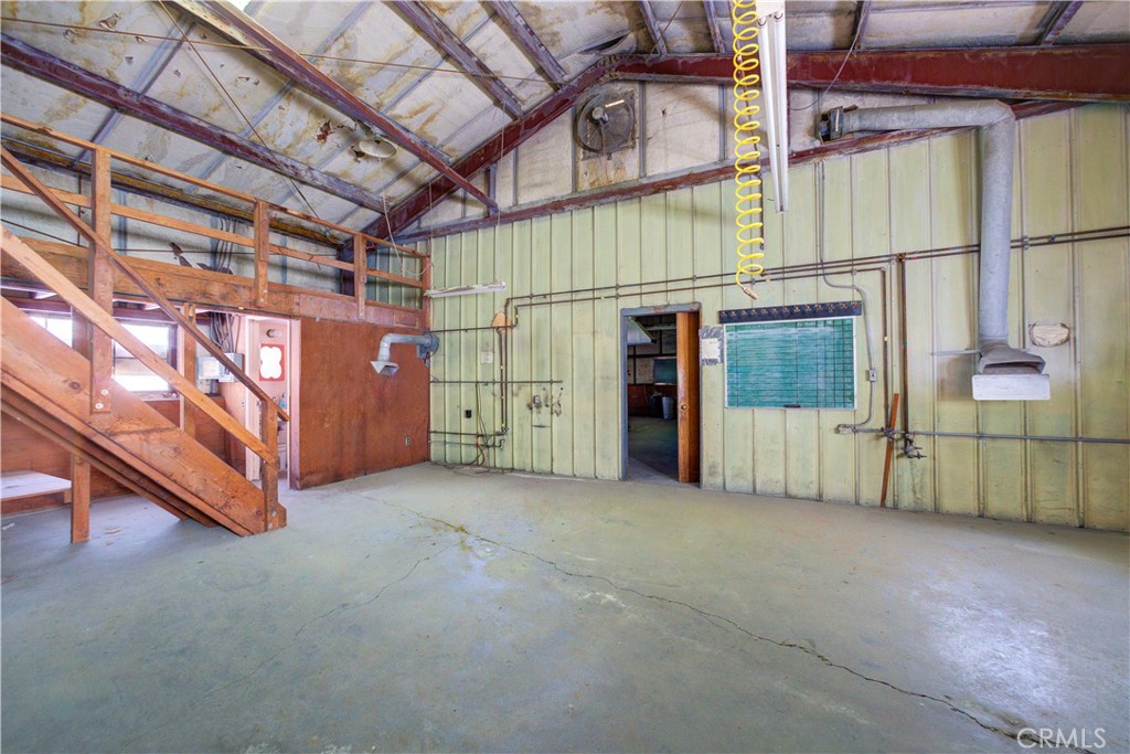 2432 Spring Street Property Photo 22