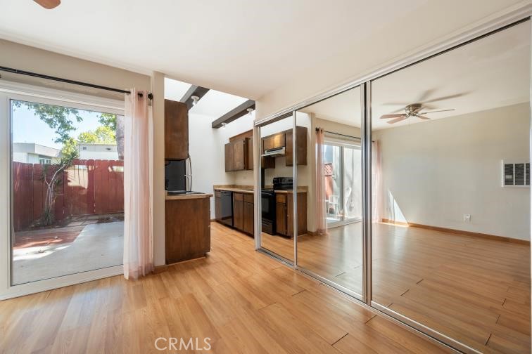 1527 Royal Way Property Photo 18