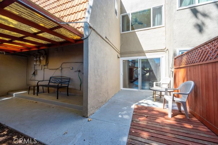 1527 Royal Way Property Photo 35