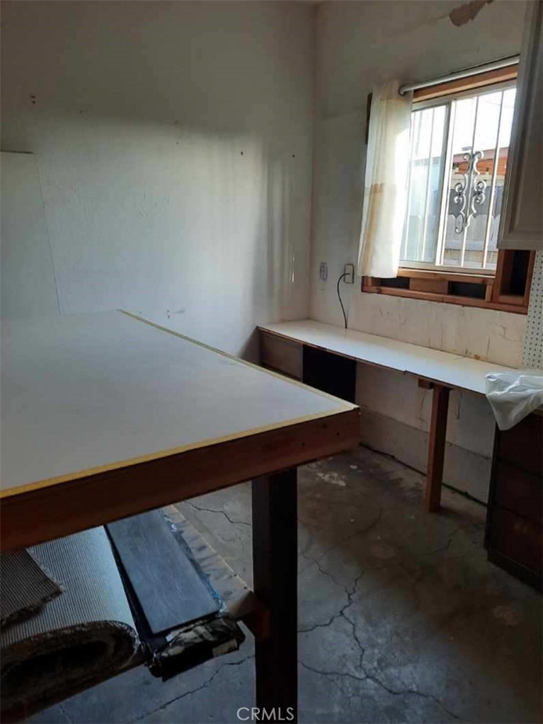 226 Front Street Property Photo 4