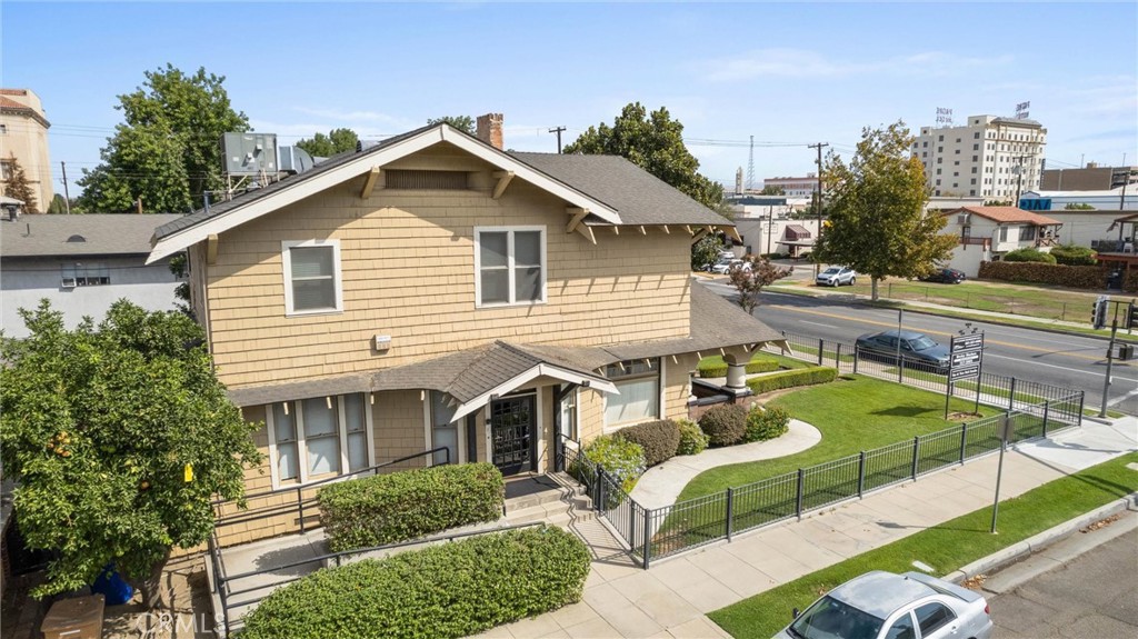 1701 F Street Property Photo 3