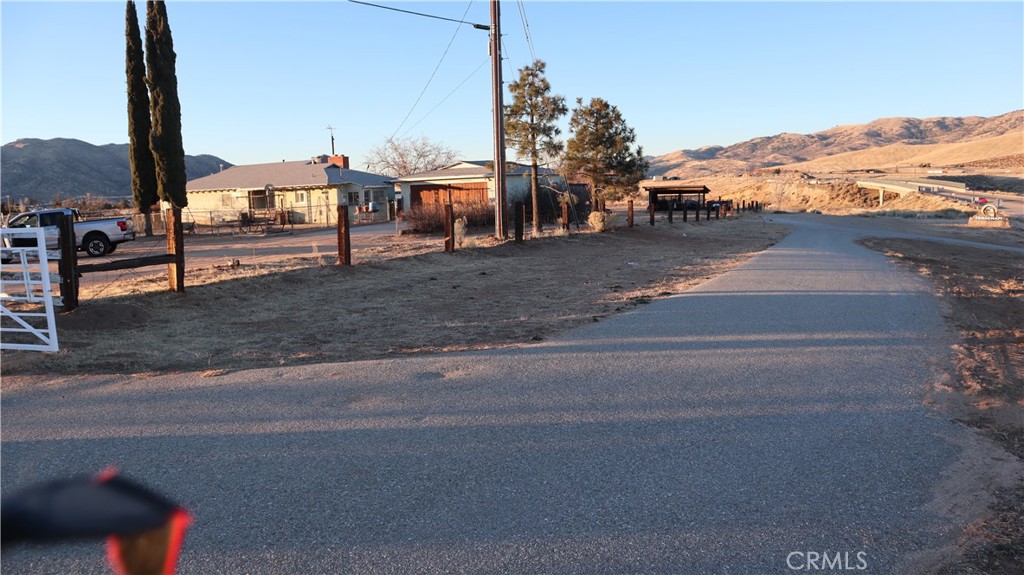 21501 Tucker Road Property Photo 12