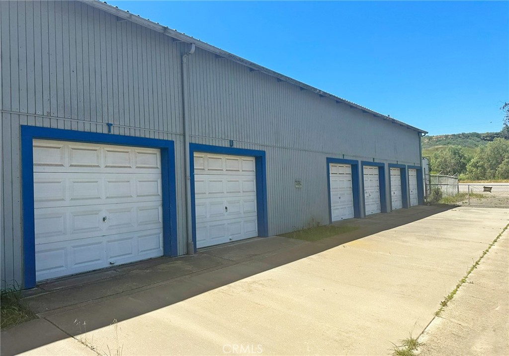 4050 Foxen Canyon Road Property Photo 3