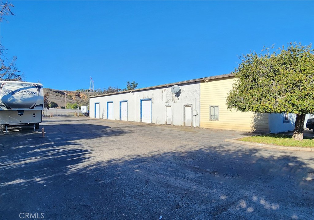4050 Foxen Canyon Road Property Photo 8