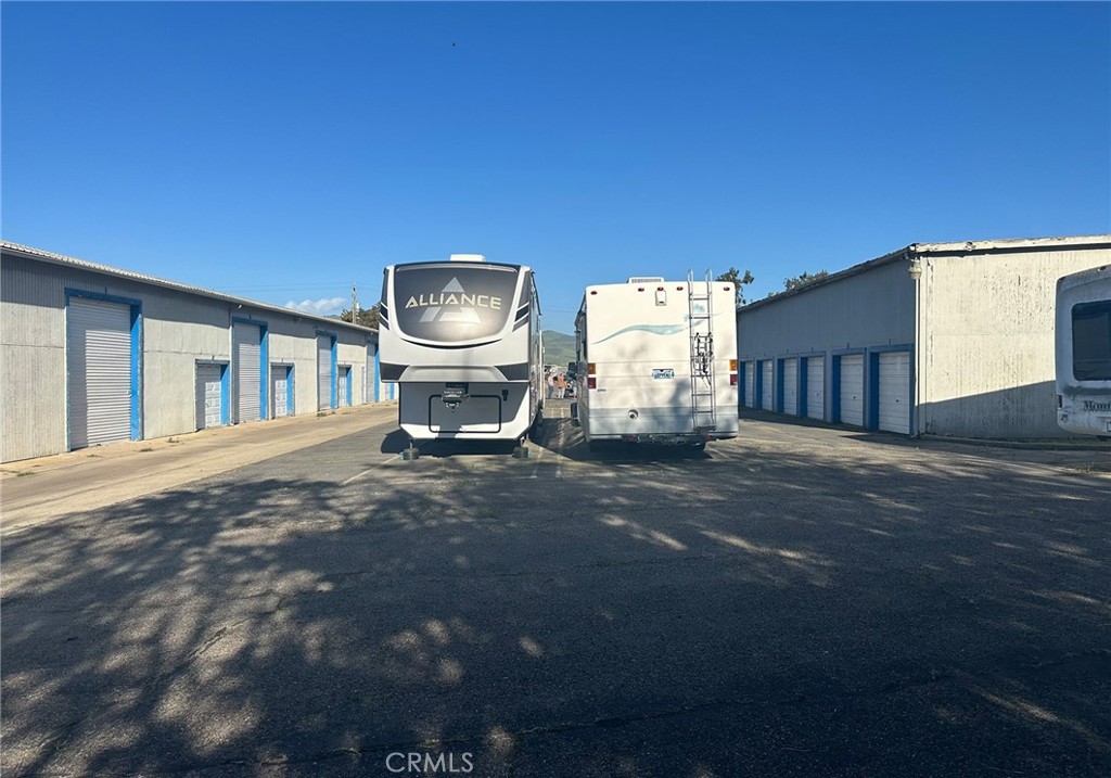 4050 Foxen Canyon Road Property Photo 9