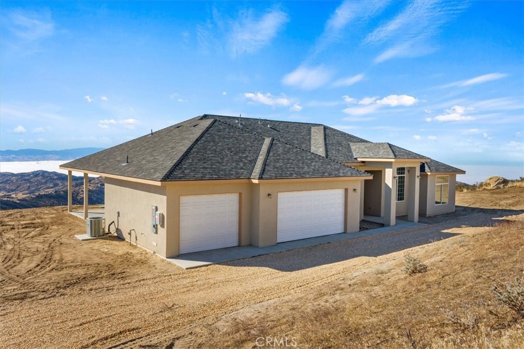 23781 El Rancho Drive Property Photo 2