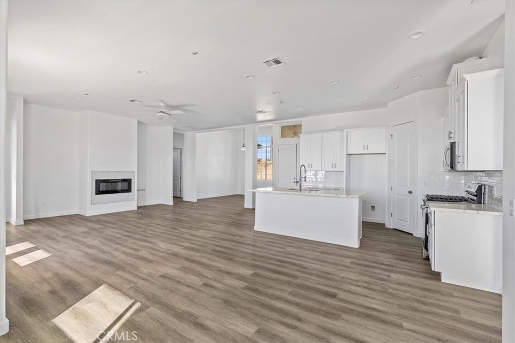 23781 El Rancho Drive Property Photo 8