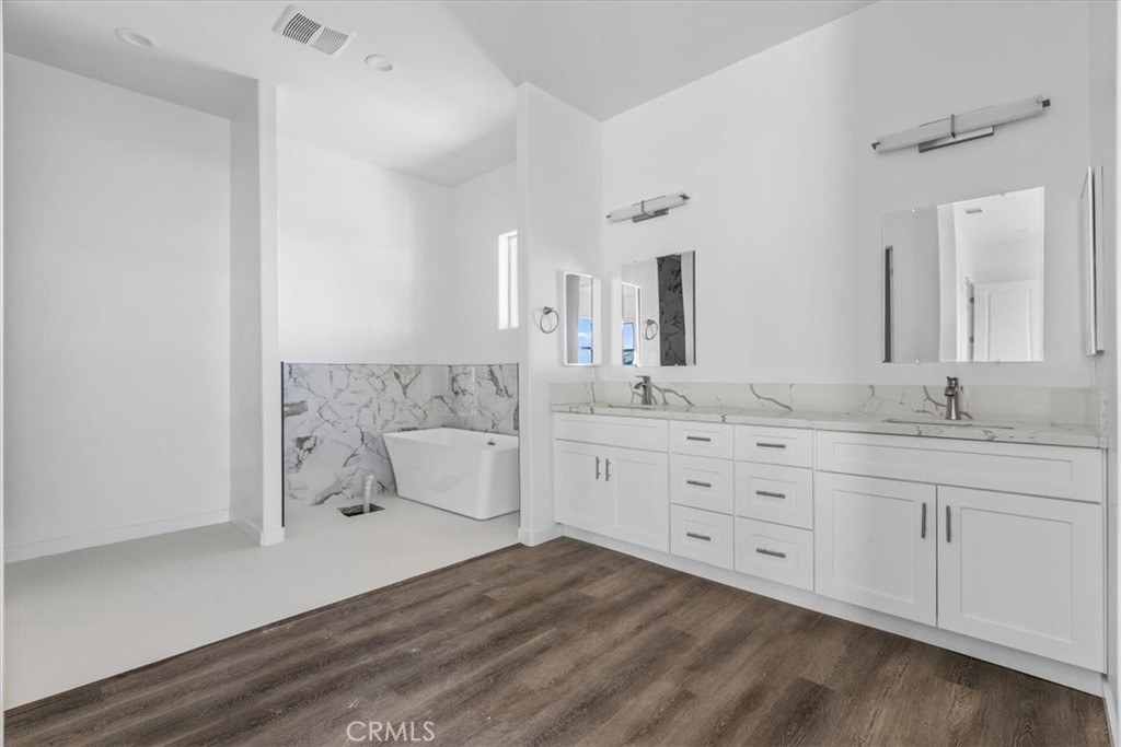 23781 El Rancho Drive Property Photo 16