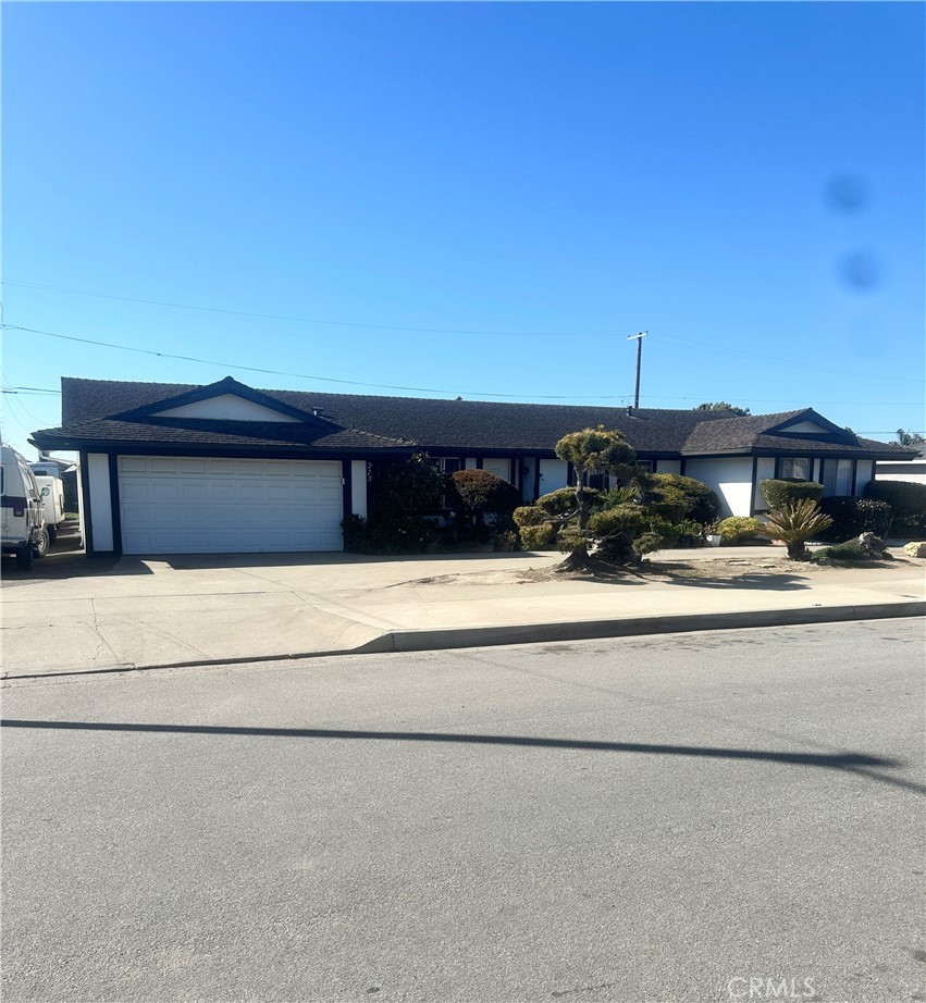 275 Tognazzini Avenue Property Photo