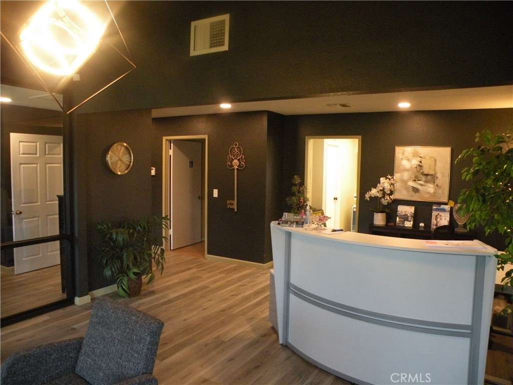 521 E Ocean Property Photo 12