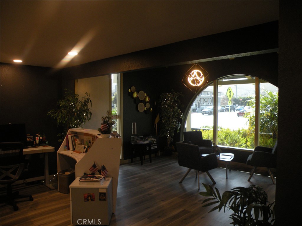 521 E Ocean Property Photo 16