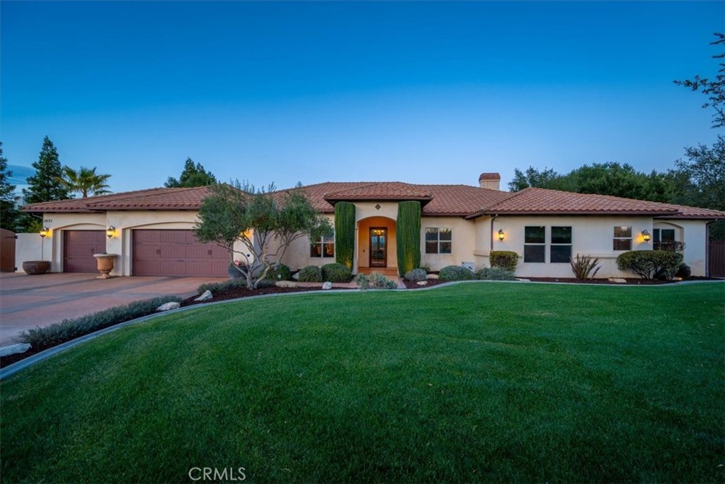 2035 Vista De La Vina Property Photo