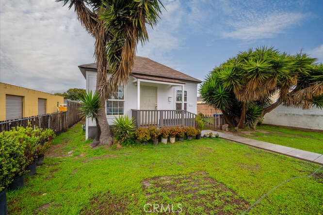 607 W Church Street Property Photo 4