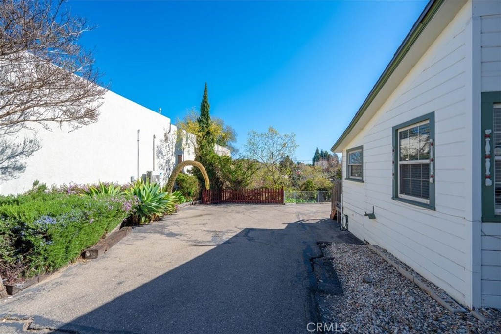 101 W Branch Property Photo 30
