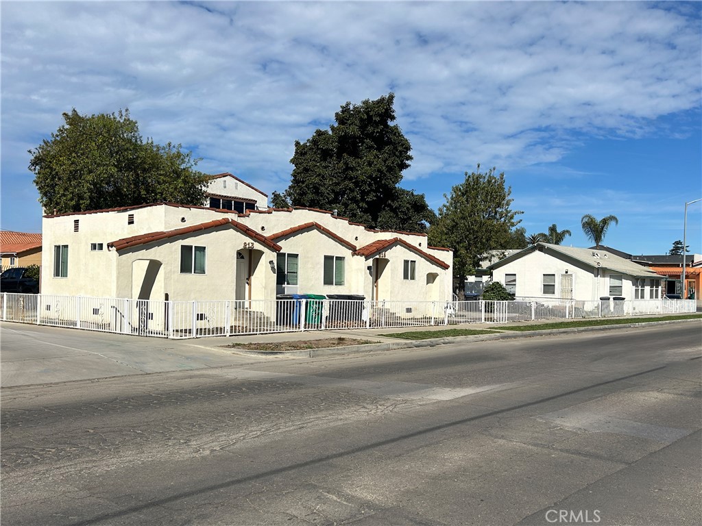 215 N Miller Street Property Photo 2