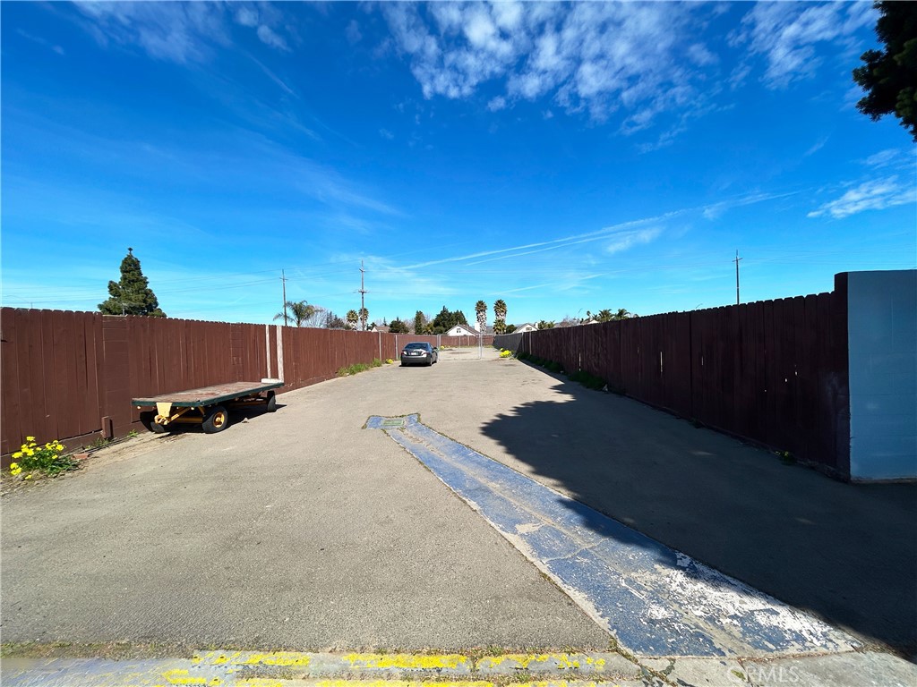 215 N Miller Street Property Photo 15
