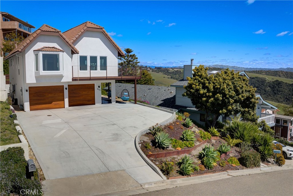 800 Merced Street Property Photo