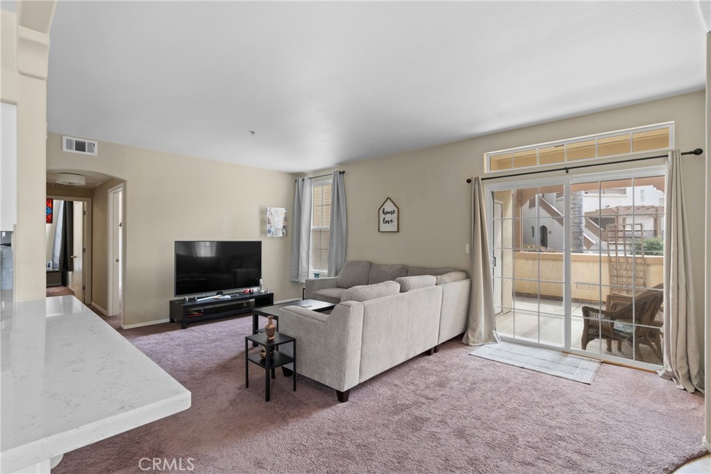 310 E Mccoy Lane 2k Property Photo 8