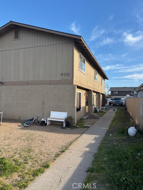 606 W Orange Street