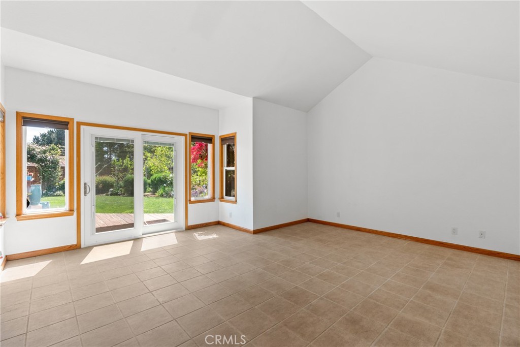 832 Onstott Road Property Photo 16