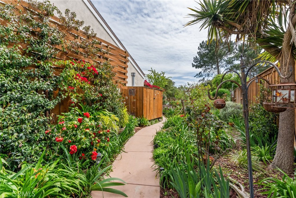 832 Onstott Road Property Photo 32