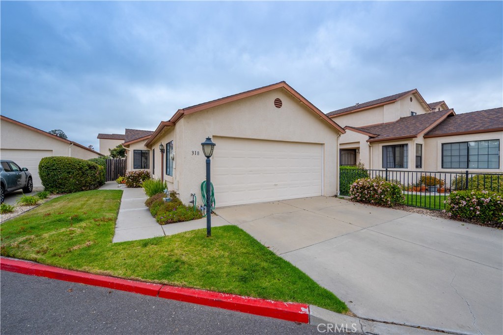 318 Sunnyslope Lane Property Photo