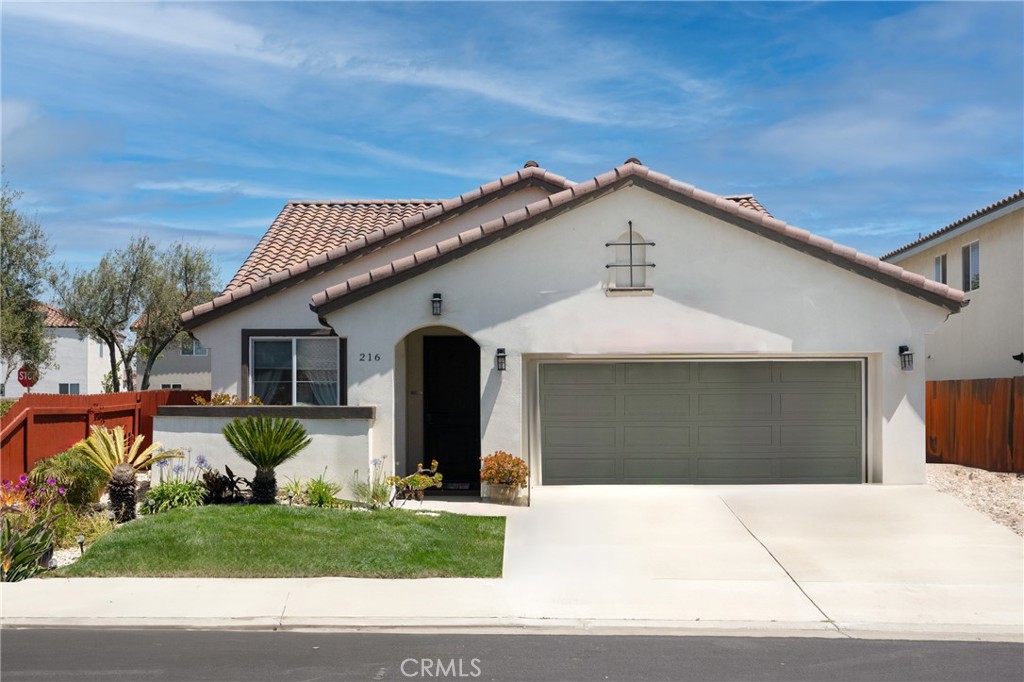 216 Fuente Drive Property Photo