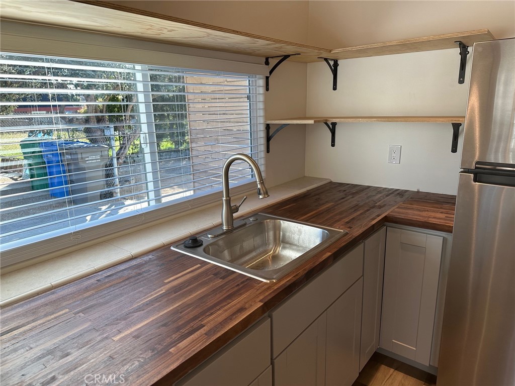 1218 1220 E Grand Avenue Property Photo 55
