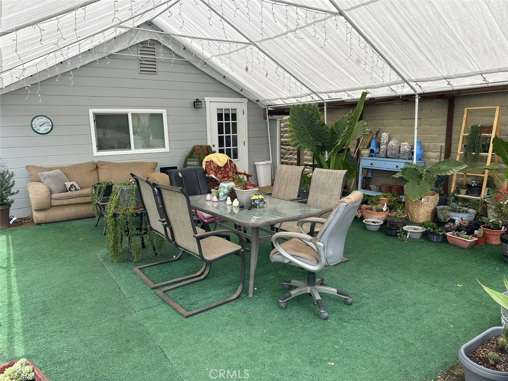1218 1220 E Grand Avenue Property Photo 58