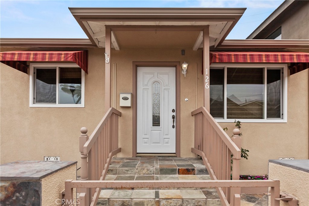 126 Capistrano Avenue Property Photo 1