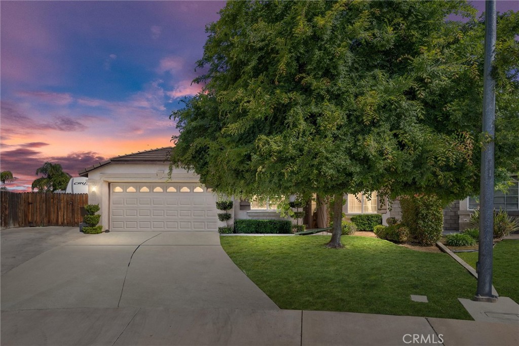 5525 Cherry Creek Lane Property Photo 1