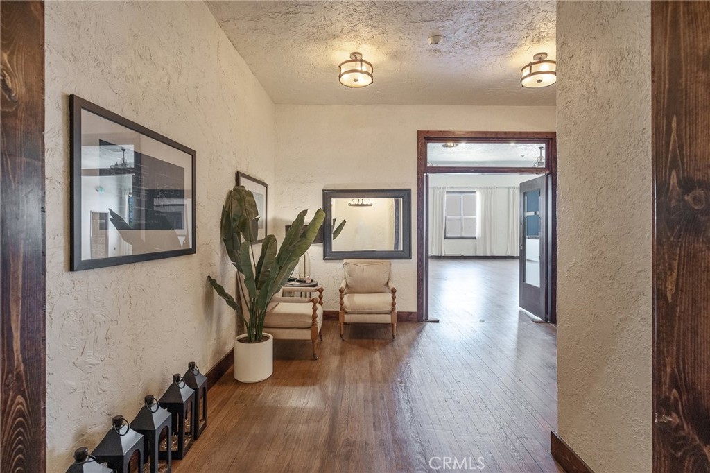 128 S E Street Property Photo 12