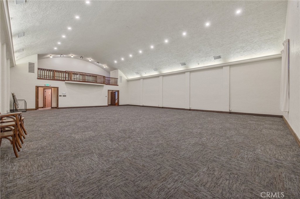 128 S E Street Property Photo 37