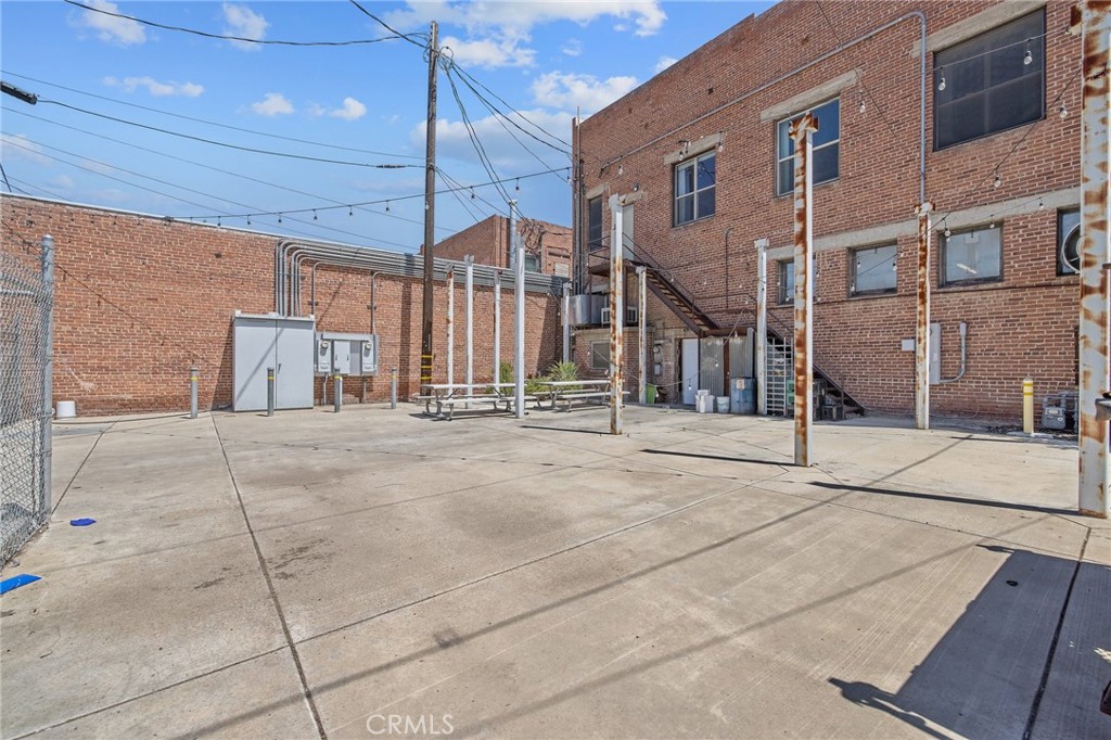 128 S E Street Property Photo 48