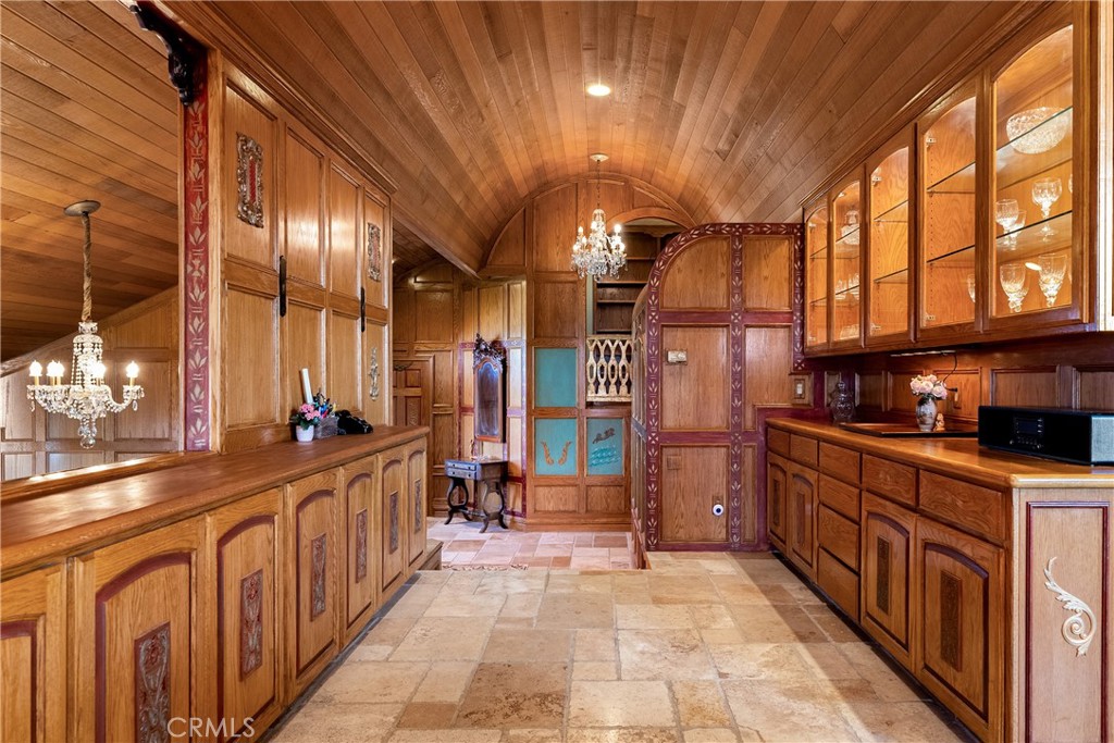 2743 Rodman Drive Property Photo 15