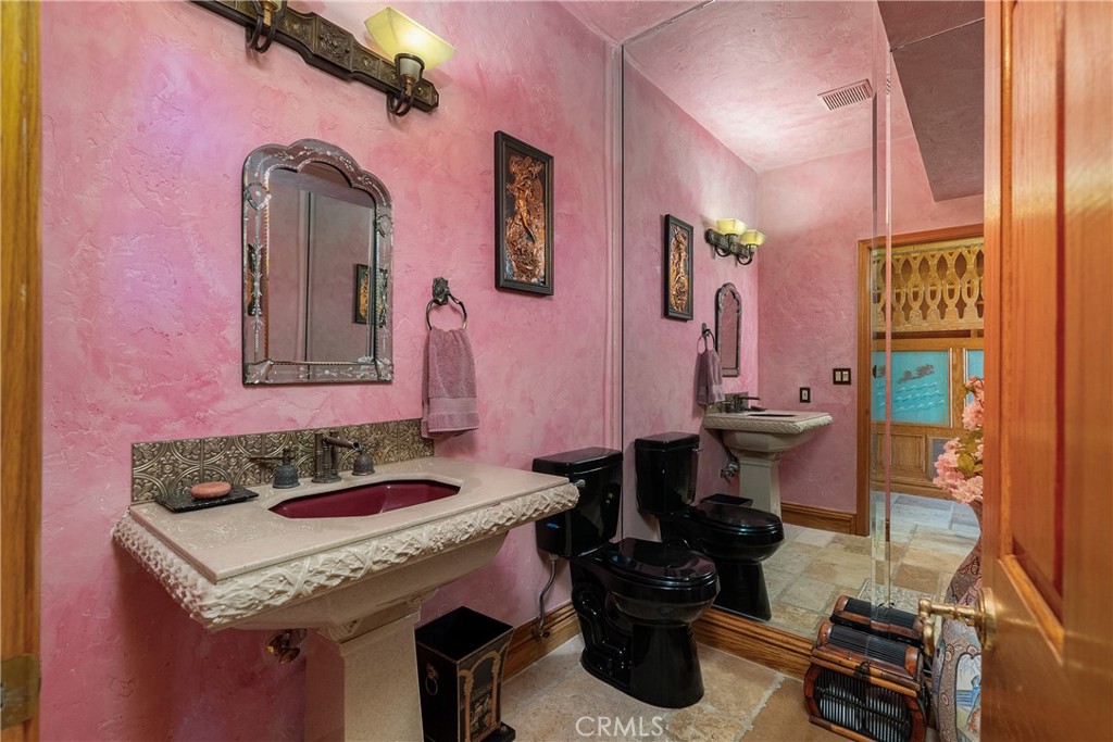 2743 Rodman Drive Property Photo 28