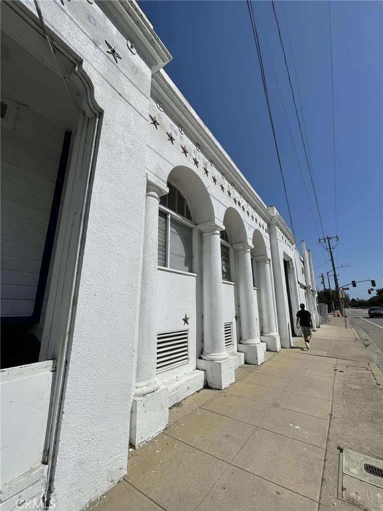 283 Higuera Street Property Photo 5