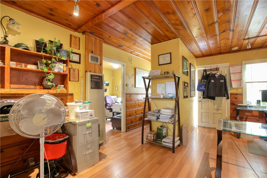 1165 1167 E Grand Avenue Property Photo 5
