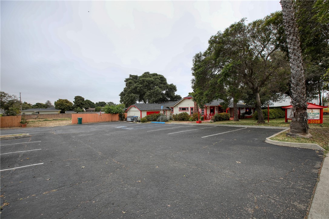 1165 1167 E Grand Avenue Property Photo 16