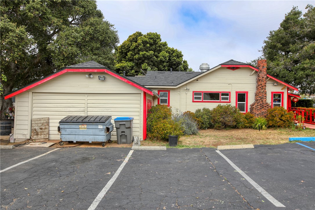 1165 1167 E Grand Avenue Property Photo 29