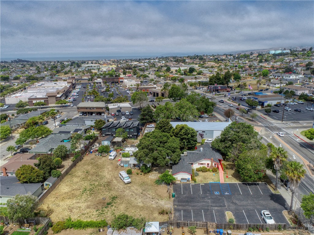 1165 1167 E Grand Avenue Property Photo 37