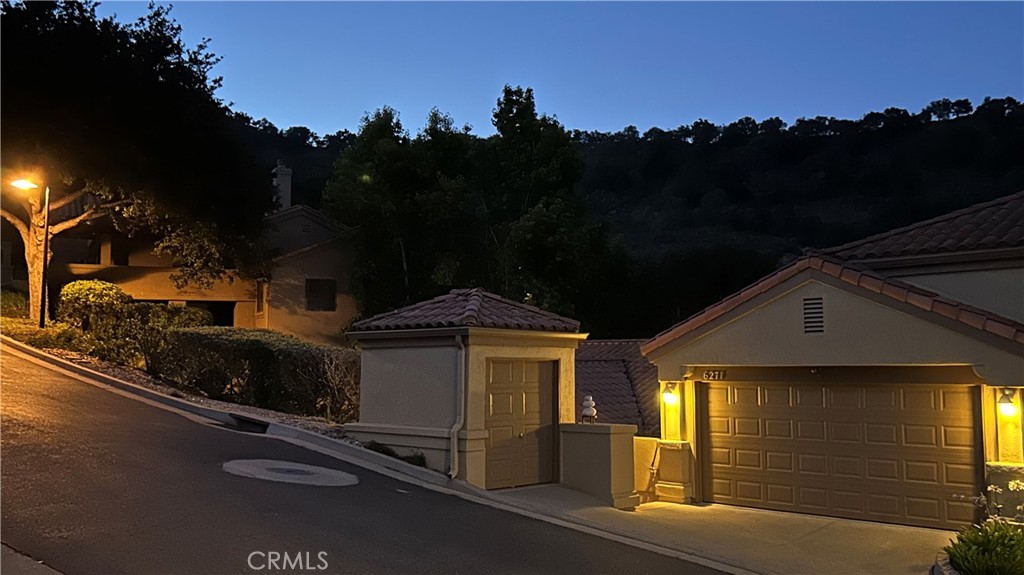 6271 Twinberry Circle 6 Property Photo 1