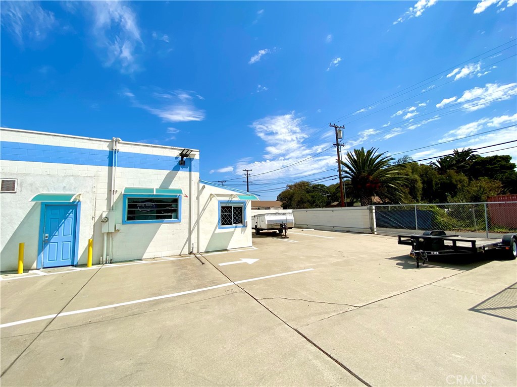 414 N H Street Property Photo 27