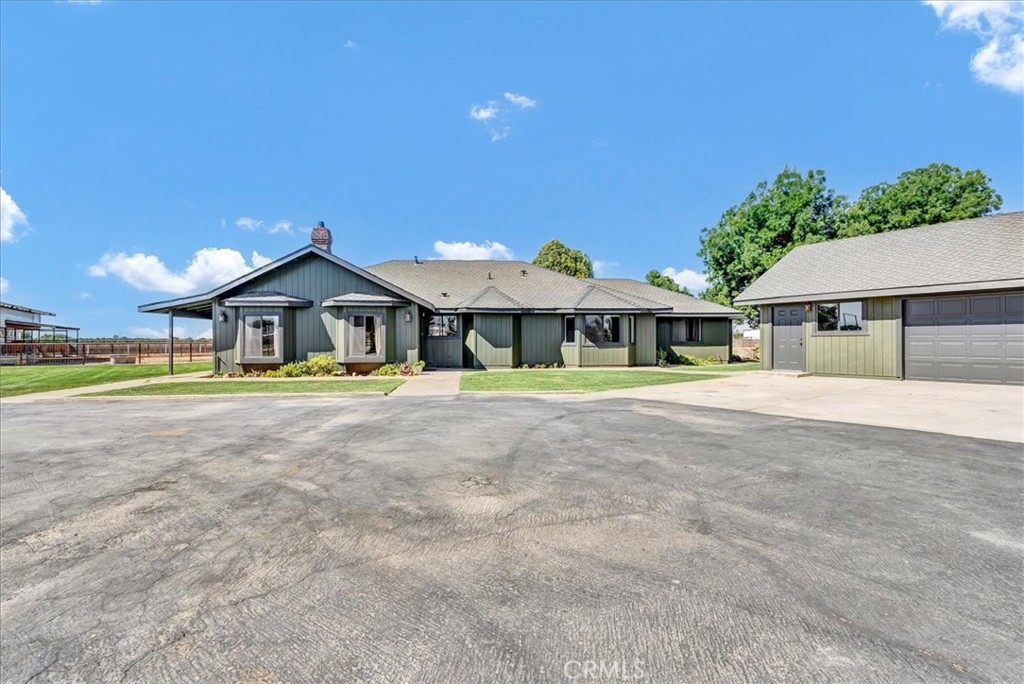 34811 Road 132 Property Photo 1