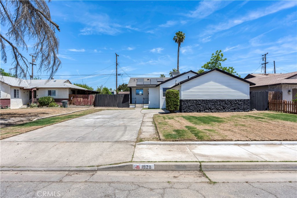 1920 Doolittle Avenue Property Photo 1
