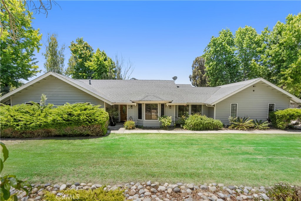 181 Eucalyptus Road Property Photo 1