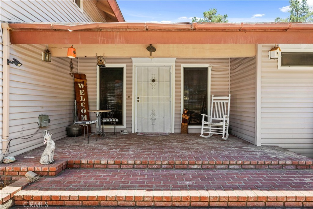 7736 Easy Street Property Photo 5