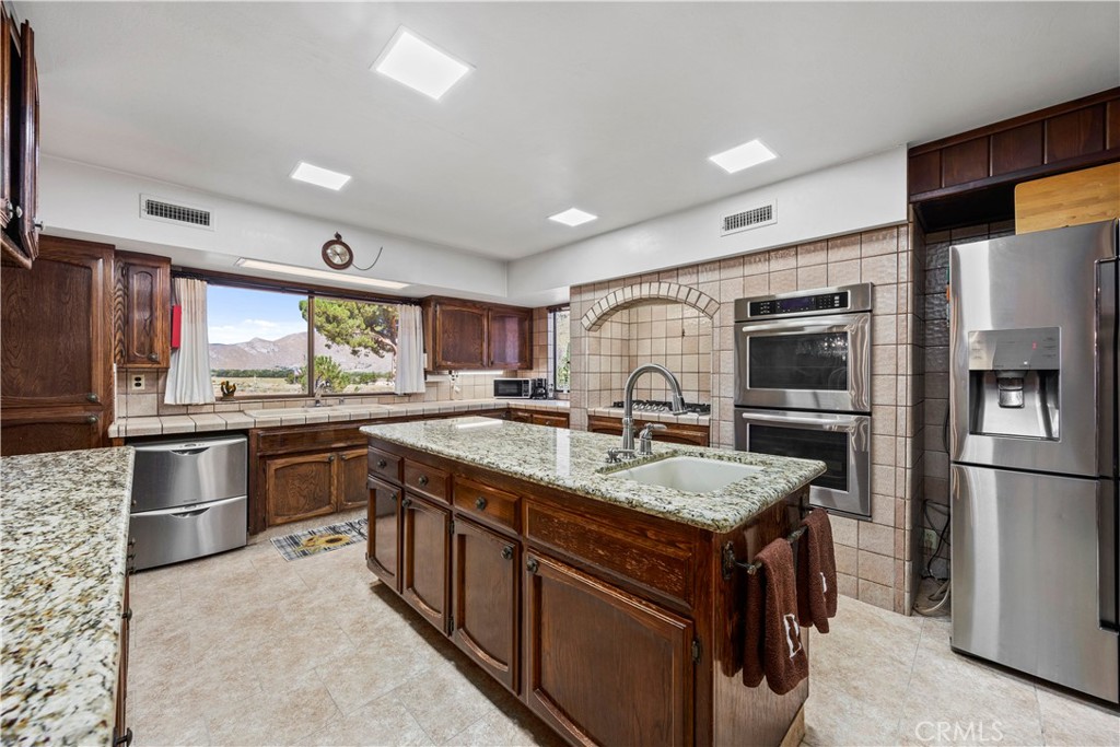 7736 Easy Street Property Photo 18