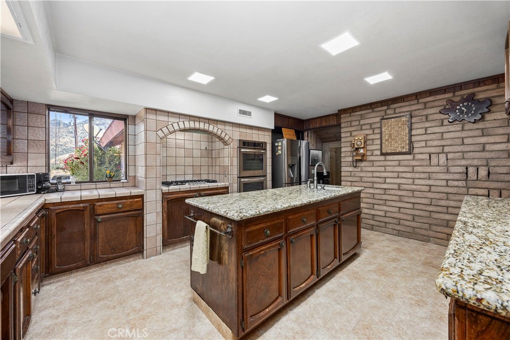 7736 Easy Street Property Photo 19