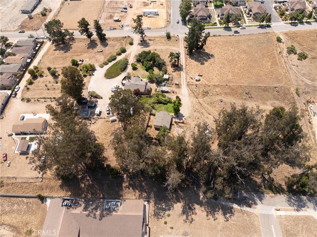 680 Hill Street Property Photo 15